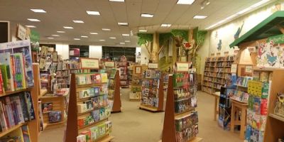 Barnes & Noble