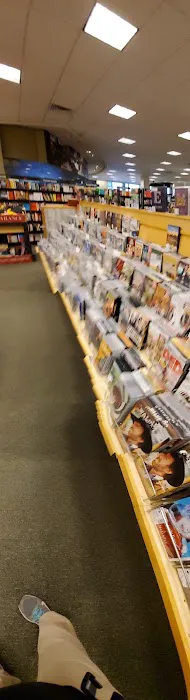 Barnes & Noble 8