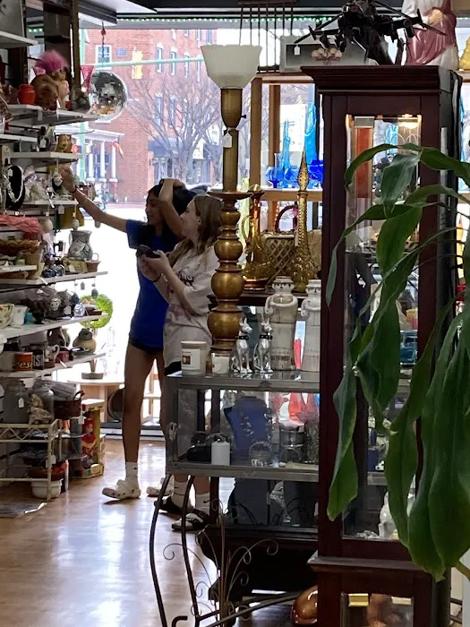 Treasures on Main 8