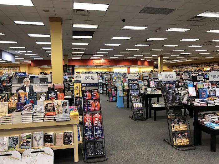 Books-A-Million 6
