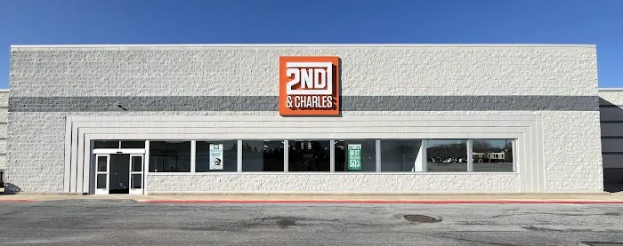 2nd & Charles 0