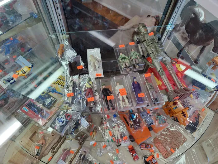 Uncle Bob's Vintage Toys 5
