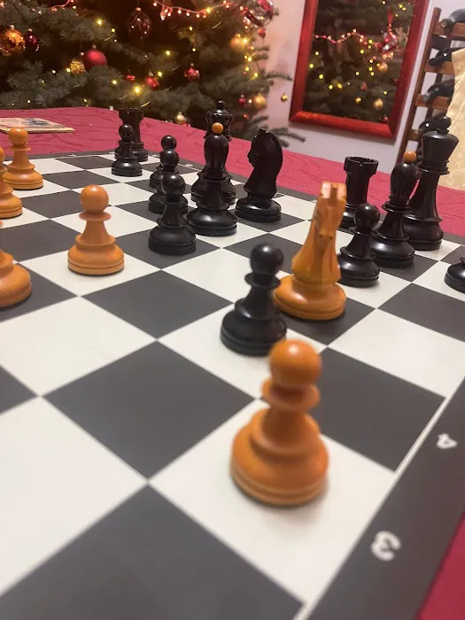 Royal Chess Mall 4
