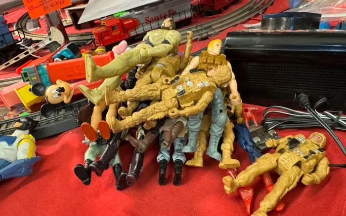 Treasure Hunt Records and Collectibles 6