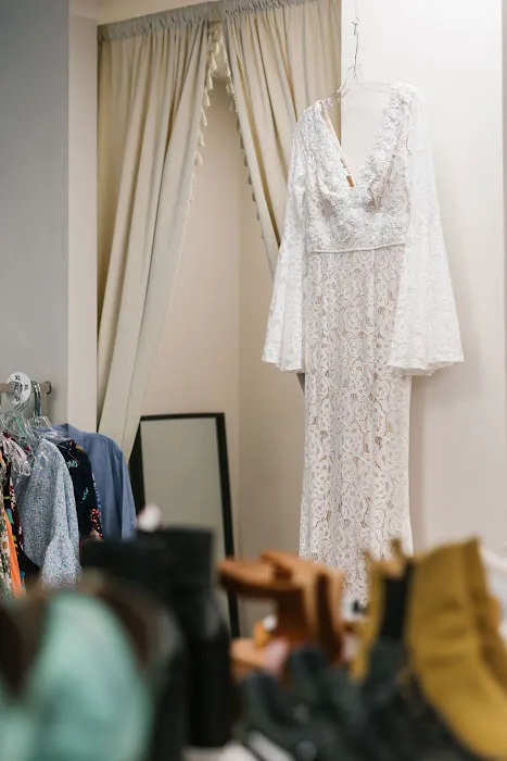 Little Bo-Tique Family Consignment Shop 8