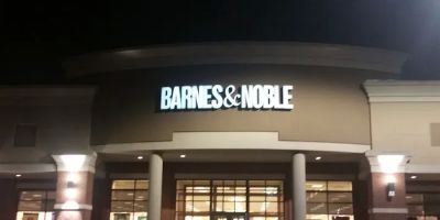 Barnes & Noble